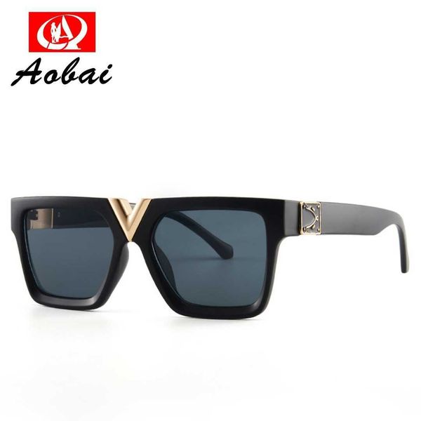 

fashion ins net red transparent trend men's and women's same generous frame sunglasses 1967, White;black
