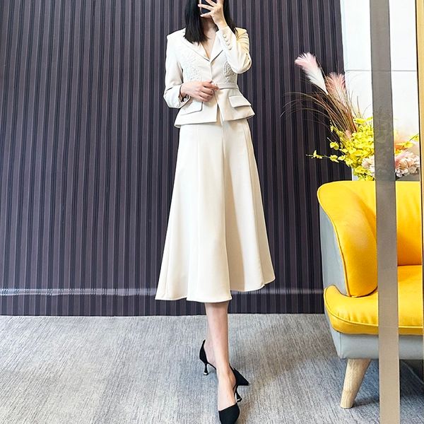 

new s-elf portal cream detailed dress brand new, Black;gray