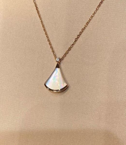 

no fade color luxurious quality fan shape with nature shell and sparkly diamond for women engagement jewelry gift ps810225685366613710, Silver