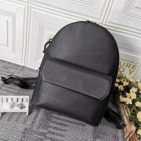 

designer mens backpack luxurys designers back pack black handbag leather man schoolbag satchel back fashion casual business work backpacks d
