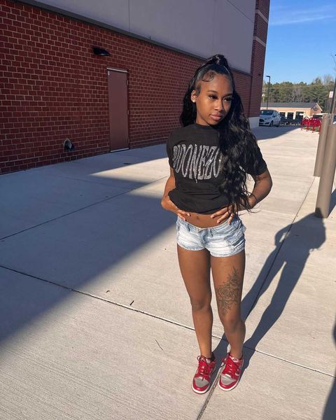 

new women's wear short drill english alphabet fashion loose t-shirt, White