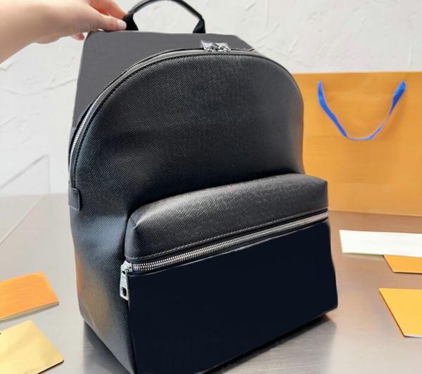 

men designer discovery backpacks schoolbag shoulder bag designers luxurys bags women brand travel bag totes handbags size 32x37cm