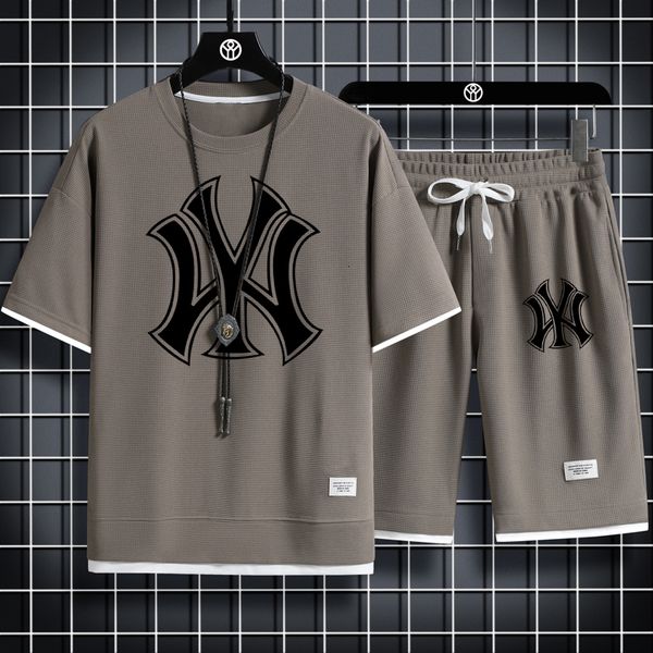 

men's tracksuits 2023 brand set tshirt shorts 2 piece summer casual fabric suit outdoor short sleeve manga streetwear 230715, Gray