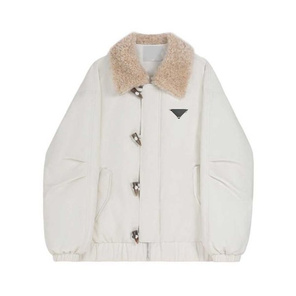 

autumn and winter ladies lapel horn button cotton-padded coat coat, lamb wool inside feel soft and comfortable, horn button casual fashion., Black;brown