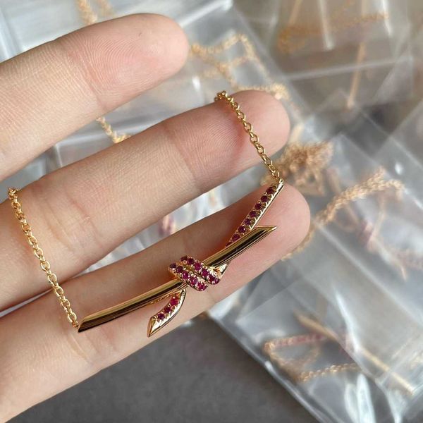 

designer new v gold material t knot necklace powder diamond cnc advanced precision edition crafted with delicate and elegant temperament, Silver