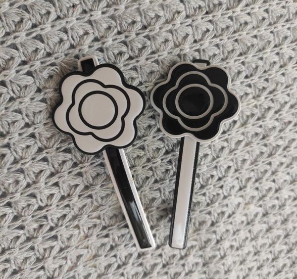 

camellia hair clips smart fashion engraved c mark accessories acrylic party gift with paper card9518585, Slivery;golden