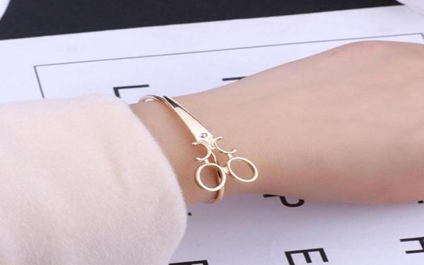 

fashion scissors bracelets for women men simple gold silver black shears opening bangles charm scissors hair stylist jewelry3870942, Golden;silver