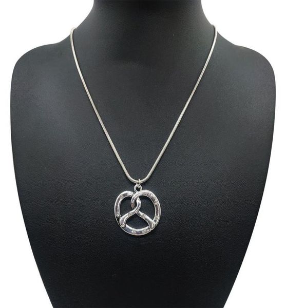 

traditional bavarian pretzel necklace pendant antique silver short rhinestone statement necklaces for women jewelry3684695