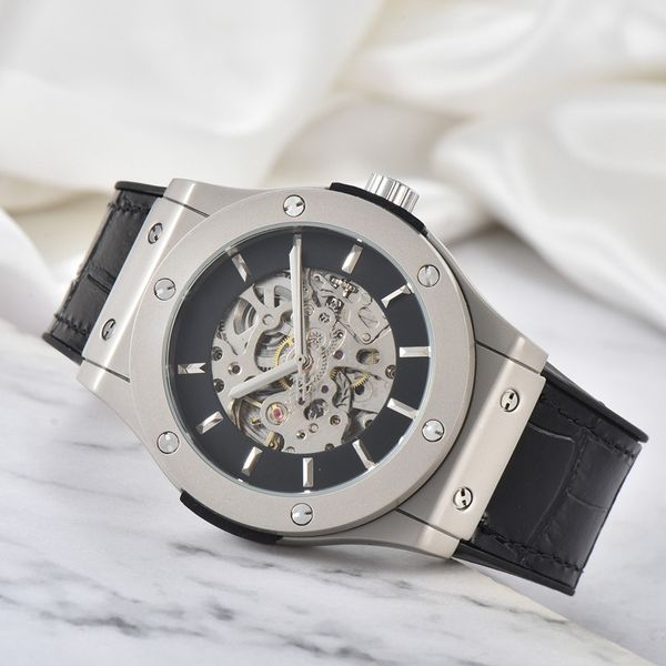 

wristwatches for men 2023 new mens watches three needles automatic mechanical watch luxury brand rubber strap mens fashion hu montre de luxe, Slivery;brown