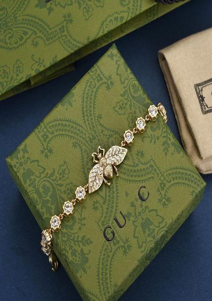 

2022 designer bracelet light luxury european and american retro classic bee diamond bracelet fashion simple birthday gift no box6245438, Golden;silver