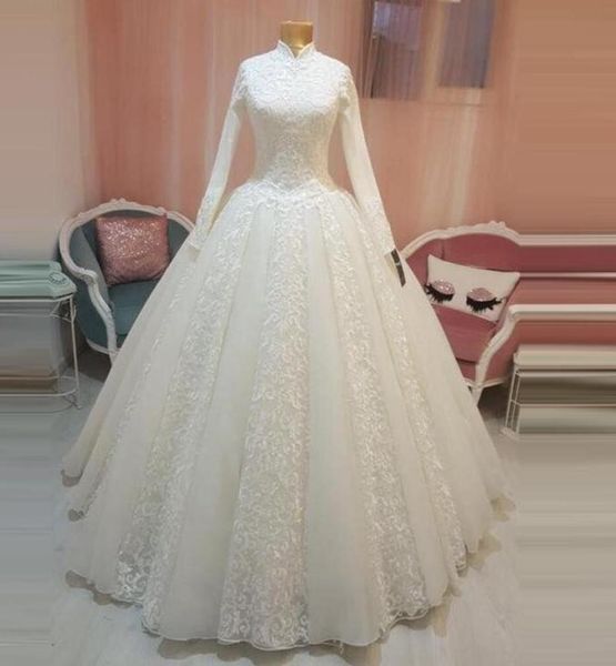 

2021 vintage arabic bridal gown islamic muslim wedding dresses high neck arab ball gown lace hijab long sleeves princess bridal go5422359, White