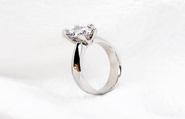 

classic design charm wedding rings woman promise eternal love zircon ring for women fashion dainty engagement jewelry whole 2 7150400, Slivery;golden