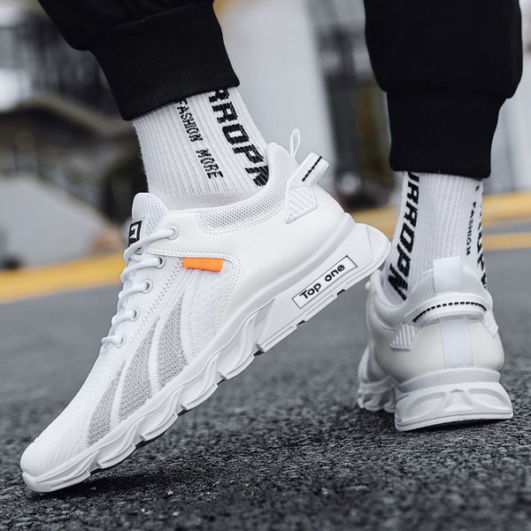 

flying woven mens shoes designer knit shoe men's sports shoes breathable sneakers hiking shoe casual black white men trainers with box