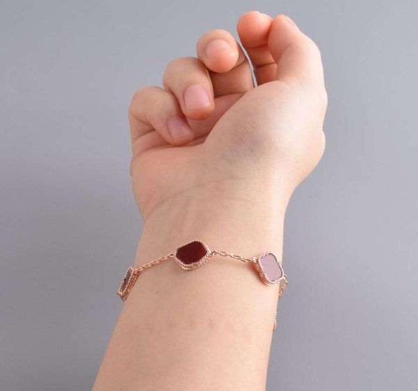 

2021 ladies love rings pendant necklaces screw bracelet van party wedding couple gift love bracelet fashion luxury cleef designe5439833, Golden;silver