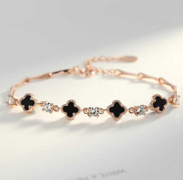 

s925 tiktok four leaf clover female vibrato bracelet sier jewelry kwai grass hand ornaments9878171, Golden;silver