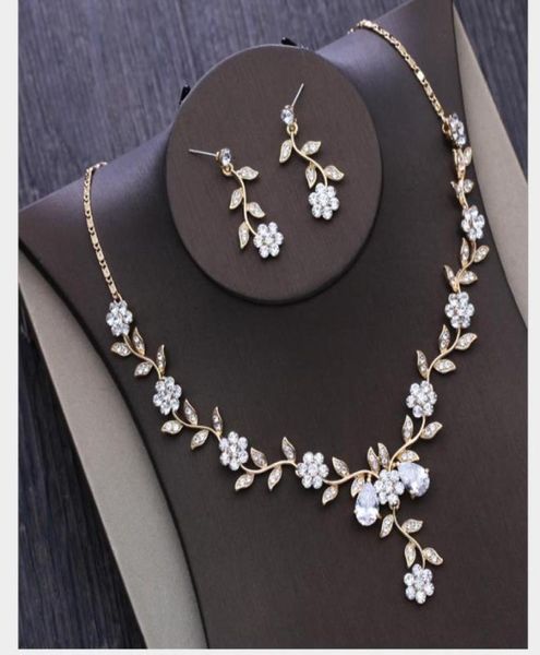 

little flower necklace bride039s marriage jewelry wedding garment accessories necklace earrings twopiece set1031141, Slivery;golden