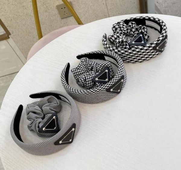 

fashion designer headband hair rubber bands for womens luxury brand triangle sign letter print hairband elastic pure cotton turban2468014, Silver