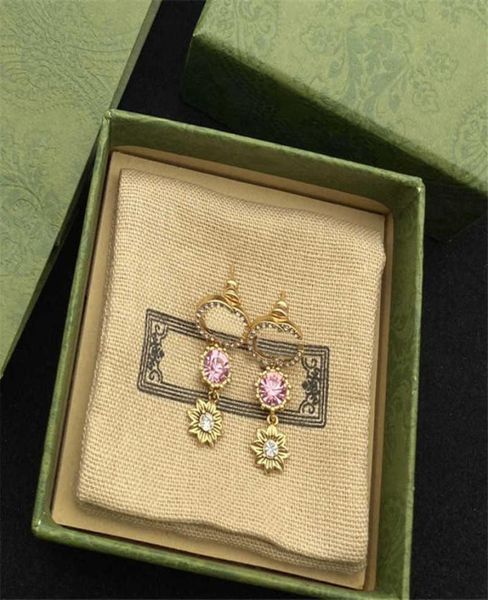 

designer chic diamond flower charm earrings double letter crystal earrings floral designer pendant earrings gift box for women4178581, Golden
