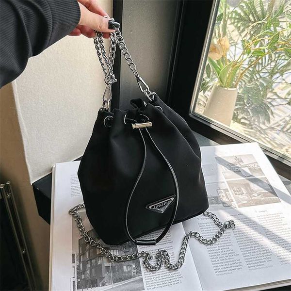 

28% off handbag designer 2023 trendy and fashionable versatile women's summer new one shoulder crossbody foreign style pleated small bu