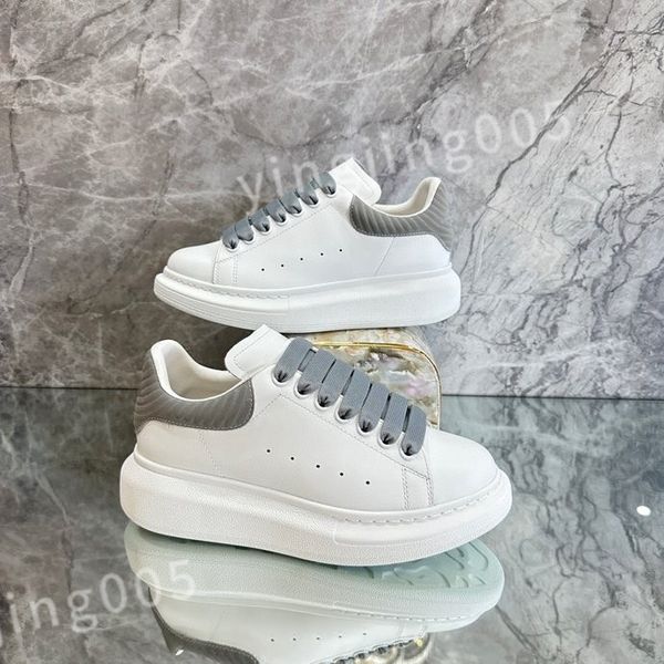 

luxury fashion designers casual shoes espadrilles trainers flats platform sneakers white black leather womens lace up mens xsd221126