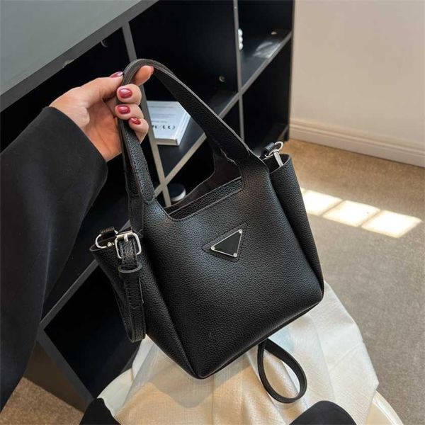 

32% off handbag designer 2023 popular super women's summer new korean style small crowd crossbody handheld bucket bag