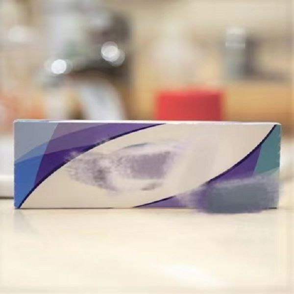 

fresh look 3 tone colored plastic cases for vision care products storage