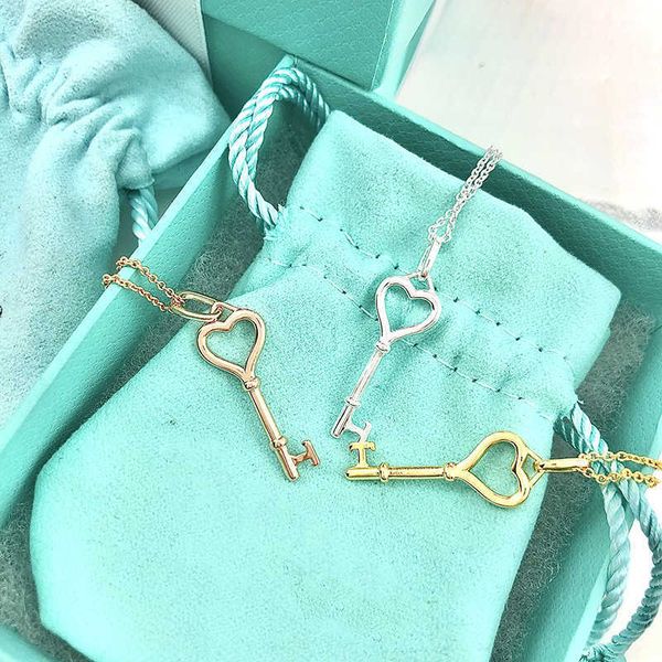 

designer ay key necklace s925 sterling silver pendant women's love key-type collar chain, Black