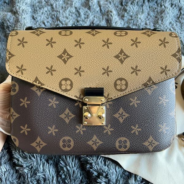 

fashion pochette m44875 men handle bag genuine leather hobo designers clutch handbags womens shoulder totes pochette bag luxury purses cross