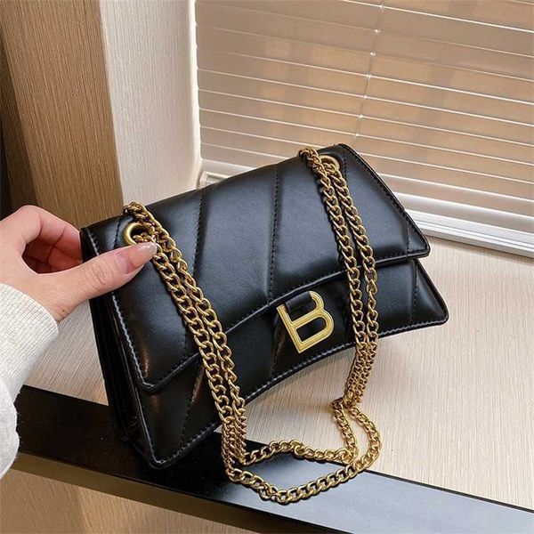 

32% off handbag designer 2023 spring/summer new crocodile pattern hourglass one shoulder diagonal cross women's bag