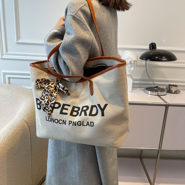 

canvas shoulder bag women's trendy large capacity letter fashion handbag tote bag
