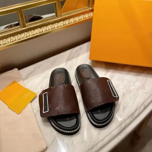 

2022 fashion designer women pool pillow comfort slipper lady nylon wide strap filled soft down letter printed leather sunset flat rubber sli, Black