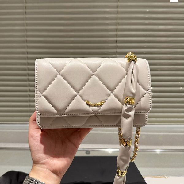 

women designer woc flap bag lambskin leather carved gold hardware matelasse chain strap with metal ring decoration crossbody shoulder handba