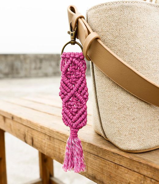 

handmade knitted keychain creative tassel bag keychain bohemian new arrival cotton weave tassel key ring2588030, Slivery;golden