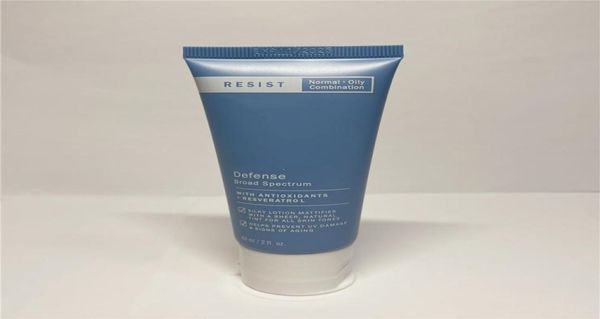 

stock resist superlight daily defense spf 30 foundation primer4625250