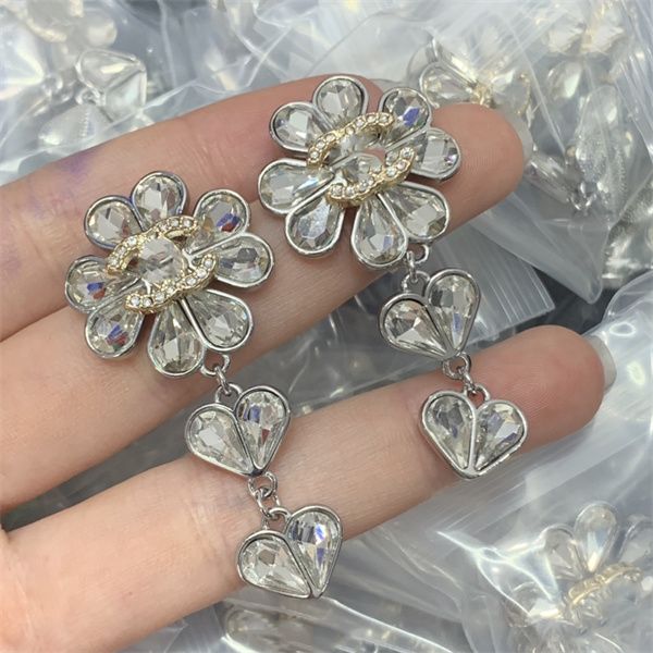 

20 style simple earrings designer stud luxury women ccity diamond pearl earring classics jewelry woman c earing 7634, Golden;silver