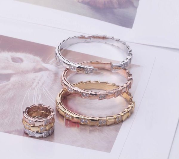 

fashion brand jewelry sets lady brass glossy surface spacing diamond serpent 18k gold wedding engagement norrow bracelets rings 1 sets393013, Silver