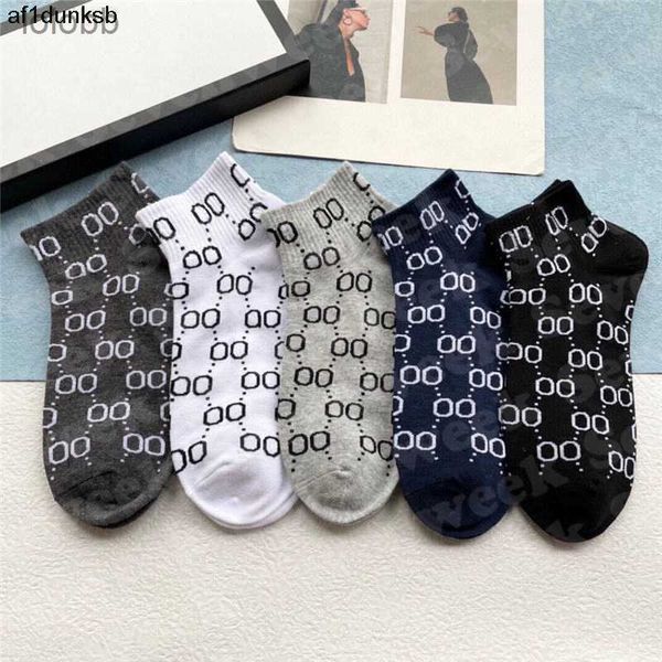 

cotton ggity designer mens womens socks underwear five pairs with box luxe winter letter printed sports stocking embroidery man woman sock h, Black;white