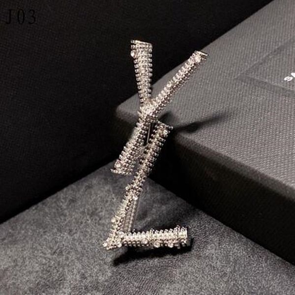 

classical brasses snake brooch designer letter retro gift gold color pins women fashion broche large beads female clothes suit alloy brooch, Gray