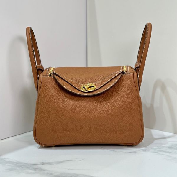 

luxurys genuine leather cross bodys clutch bag womens large hobo shoulder shopp bag lindys pochette satchel bags mens gym handbags designer