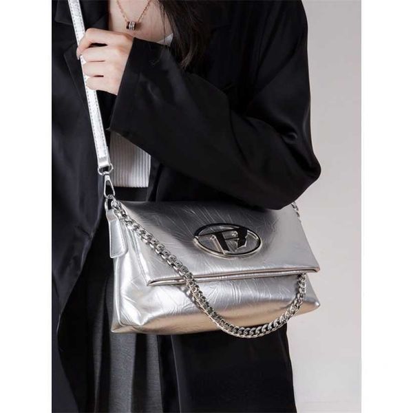 

26% off handbag designer 2023 fashionable and high-end texture single shoulder large capacity for women's new niche minimalist small ve