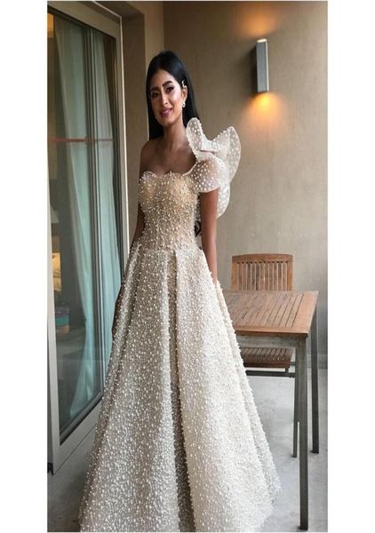 

2019 ball gown prom dresses ruffled decorated one shoulder pearls beaded lace ankle length party evening dresses4527917, Black;red
