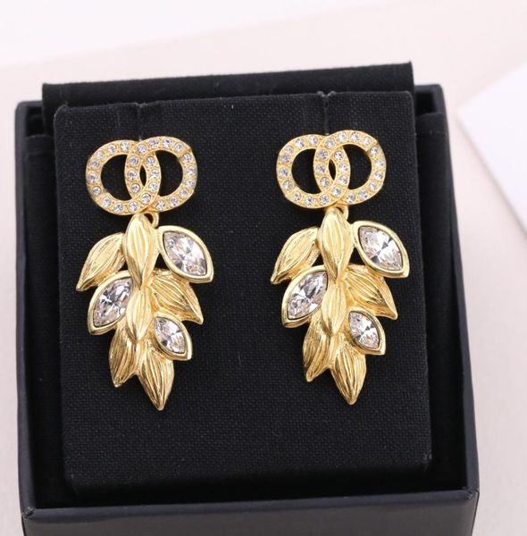 

luxury brand designer stud earrings famous women crystal rhinestone pearl earrings wedding party jewelry9877983, Golden;silver