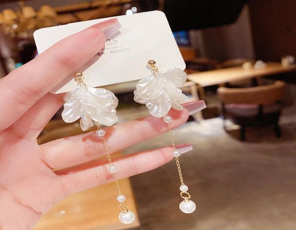 

light luxury temperament pearl tassel dangle earrings baroque 925 silver needle acrylic petal earrings1838543