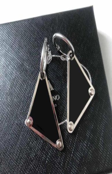 

2022 designer jewelry luxury earrings for women simple stainless steel letter v earrings ear studs christmas gift34762182533025, Golden