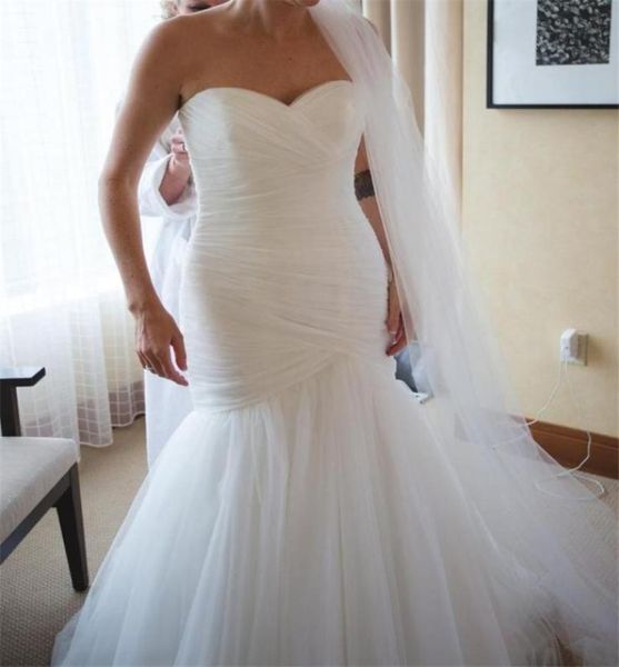 

elegant strapless sweetheart tulle wedding dresses factory custom made ruched plus size lace up bridal gown vestido d7249878, White