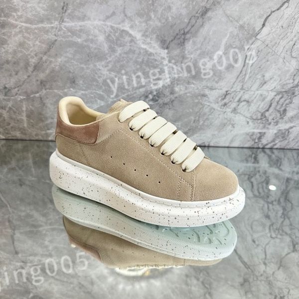 

2023 luxury outdoor running shoe designer fashion platform sneakers for women mens leather black white alexander walking sport xsd221125
