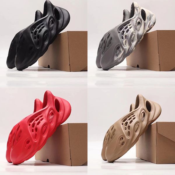 

hole hole shoes for men and women with terms in the summer of 2023 designer sandals the new outer wear thick bottom to prevent slippery slip, Black