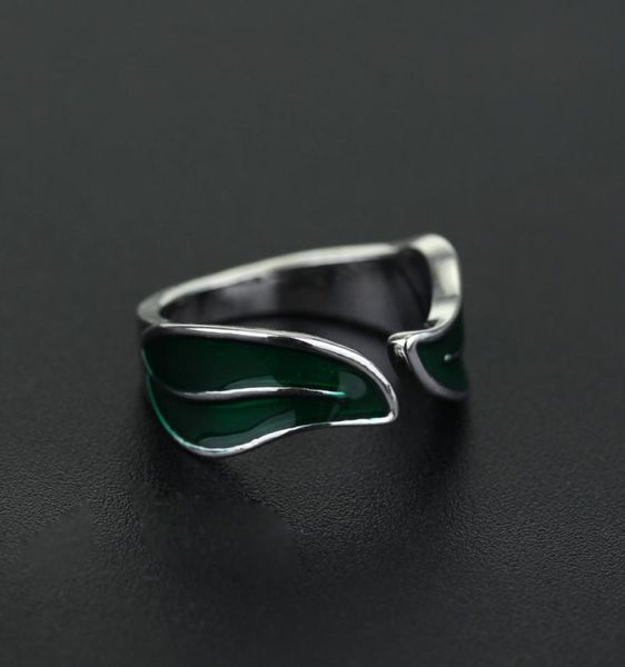 

punk adjustabe legolas aragon green enamel elven leaf ring for men and women movie jewelry arwen evenstar fashion accessories1047841, Golden;silver