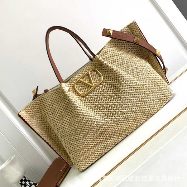 

designer valntin bag for woman bags women's one shoulder woven tote leather high end goods r7dl