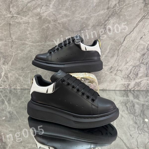 

fashion designers casual shoe espadrilles trainers flats platform sneakers white black leather womens lace up mens xsd221127